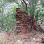 Ruins of the early settlers house Makaha, Zimbabwe. Photo © by Chris Dunbar. ,