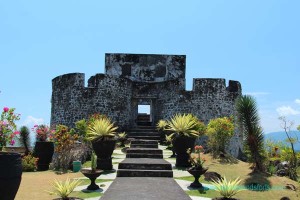 Fort Tolukko, Ternate, Indonesia. Author and Copyright Simon Pratt